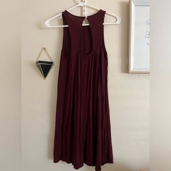 Flowy Dress - Picture 2 of 3